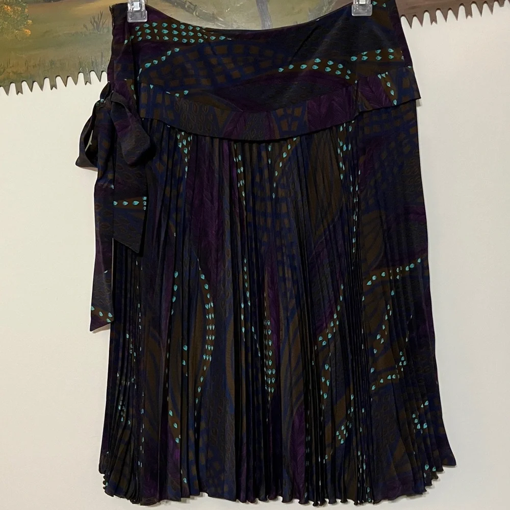 Salvatore Ferragamo Blue and Brown and Purple A-Line Skirt Size 12. 100% Silk. - Picture 5 of 10